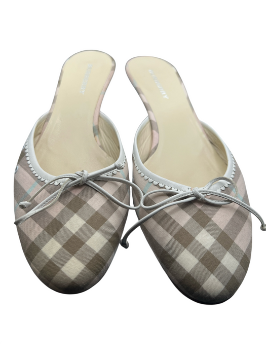 Burberry Shoe Size 37 1/2 Cream Manmade Material Round Toe Bow Detail Shoes Cream / 37 1/2