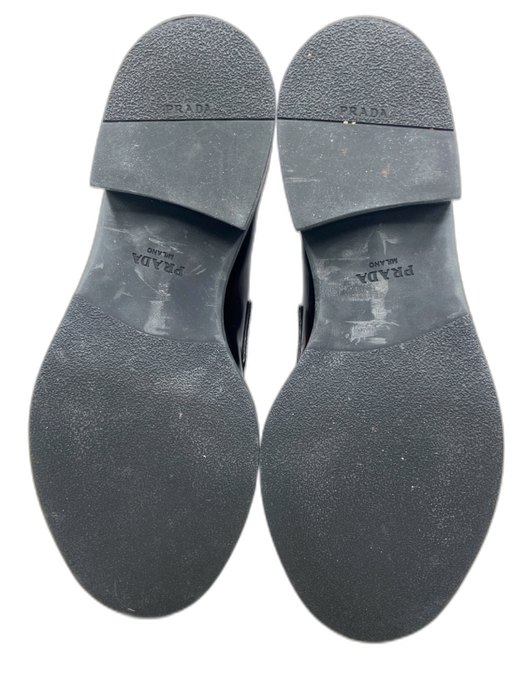 Prada Shoe Size 40 oxblood red & black Leather Logo Emblem Loafers oxblood red & black / 40