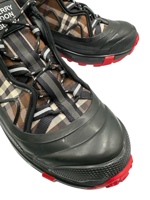 Burberry Shoe Size 43 Black & Multi Synthetic Low Top Men's Shoes Black & Multi / 43