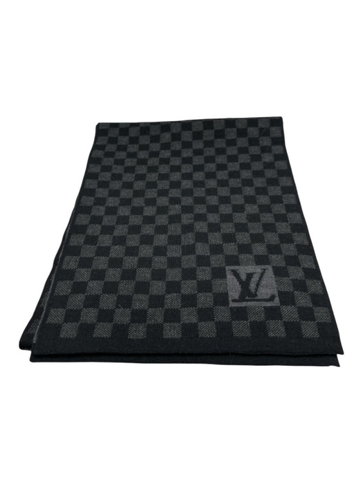 Louis Vuitton Black & Gray Silk Damier Men's Scarf Black & Gray