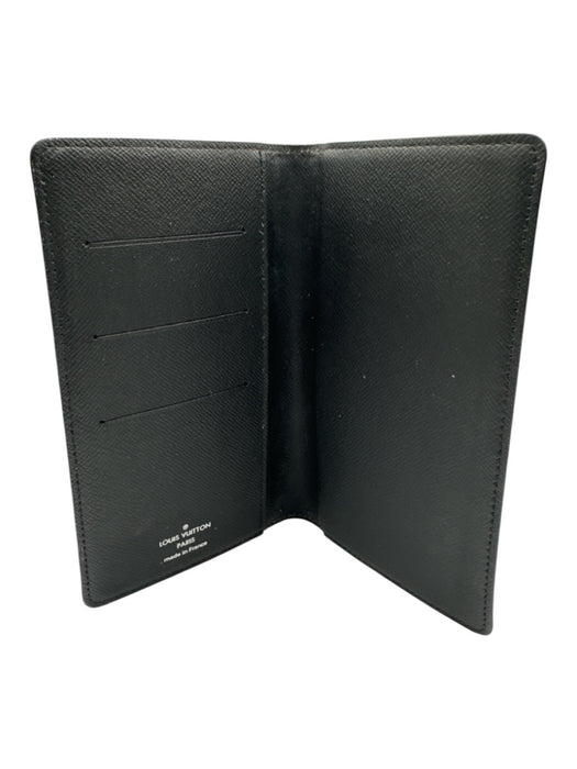 Louis Vuitton Gray & Black Leather Damier Checkbook Men's Wallet Gray & Black