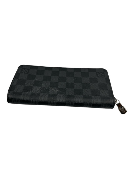 Louis Vuitton Gray & Black Leather Damier Zipper Men's Wallet Gray & Black