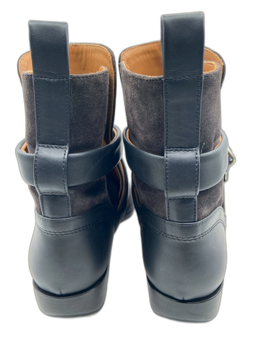 Chloe Shoe Size 38.5 Gray Suede Pointed Toe Ankle Buckle Low Heel Booties Gray / 38.5