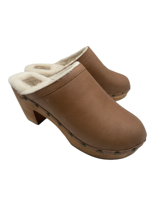 Beek Shoe Size 11 Beige & White Leather round toe Fur Lined Stud Wood Sole Clogs Beige & White / 11