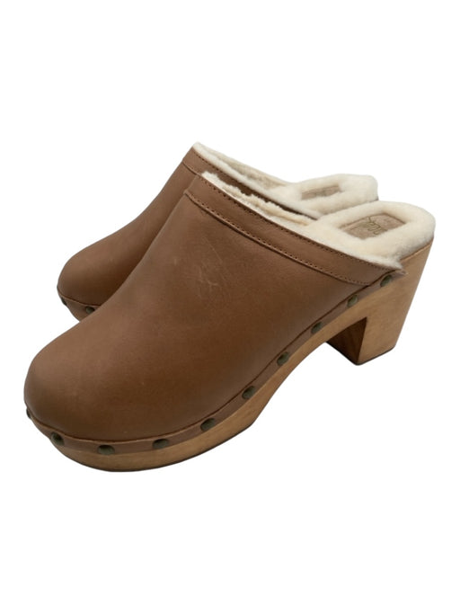 Beek Shoe Size 11 Beige & White Leather round toe Fur Lined Stud Wood Sole Clogs Beige & White / 11