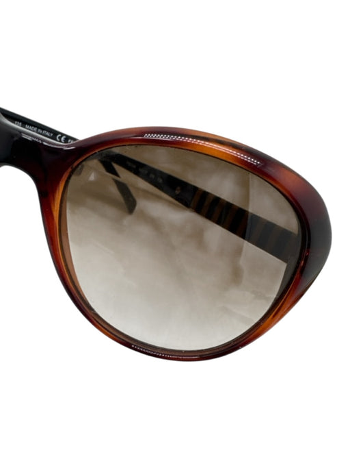 Fendi Brown Acetate Rounded Tortoiseshell Stripe Detail Gradient Lens Sunglasses Brown