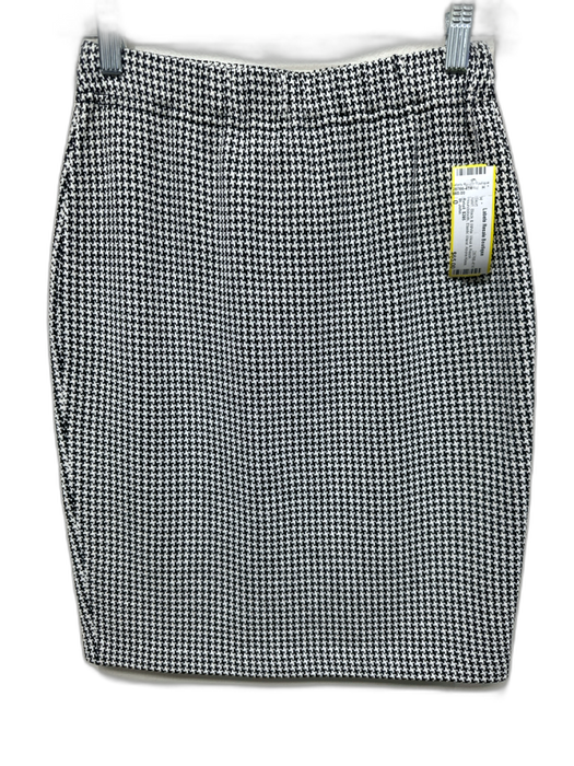 St. John Size 0 Black & White Wool & Rayon Houndstooth Elastic Waist Skirt Black & White / 0
