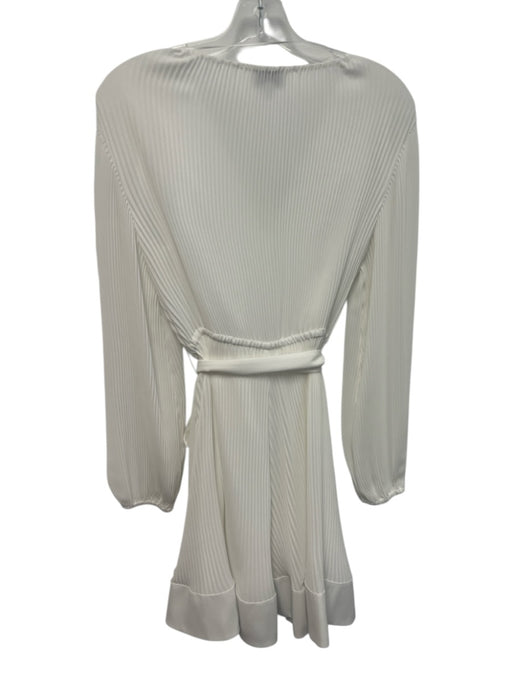 Milly Size 4 White Polyester Long Sleeve Pleated Split Neck Knee length Dress White / 4