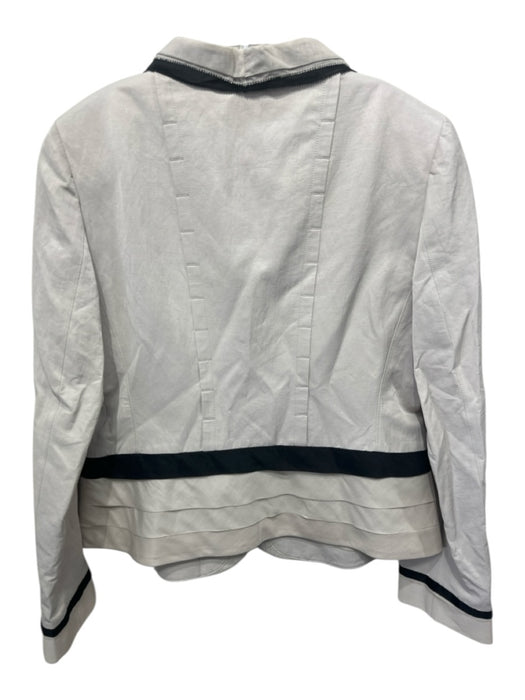 Elie Tahari Size Large Gray & Black Triacetate Blend Button Front Striped Jacket Gray & Black / Large