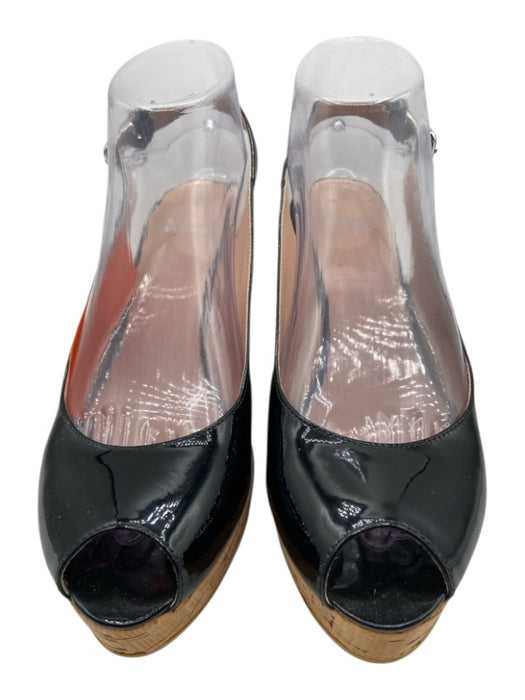 Stuart Weitzman Shoe Size 7.5 Black Patent Leather Peep Toe Cork Sole Sandals Black / 7.5