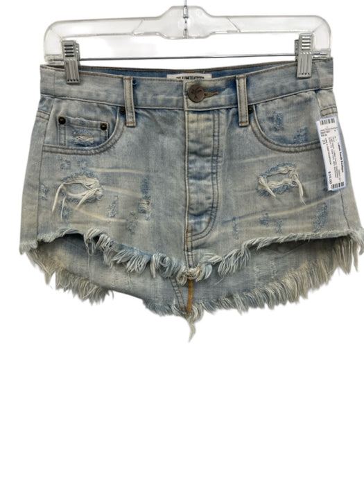 ONE X ONETEASPOON Size 23 Light Wash Cotton Denim Distressed Button Fly Skirt Light Wash / 23