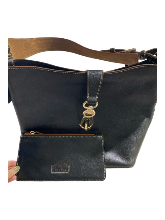 Dooney & Bourke Black Leather Pebbled Shoulder Bag Gold Hardware Bucket Bag Black