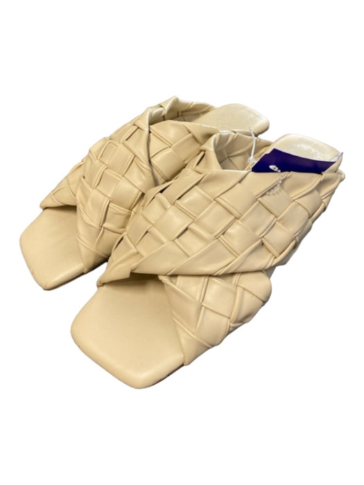 Vince Camuto Shoe Size 7 Beige Leather Square Toe Basket Weave Slide Shoes Beige / 7