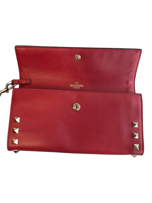 Valentino Garavani Red Leather Pyramid studs Solid Removable Strap Wallets Red