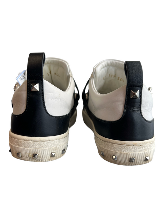 Valentino Shoe Size 36.5 White & Black Leather Round Almond Toe Strapy Shoes White & Black / 36.5