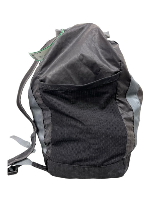 Patagonia Black & Gray Nylon Ruched Backpack Zip closure Bag Black & Gray / M