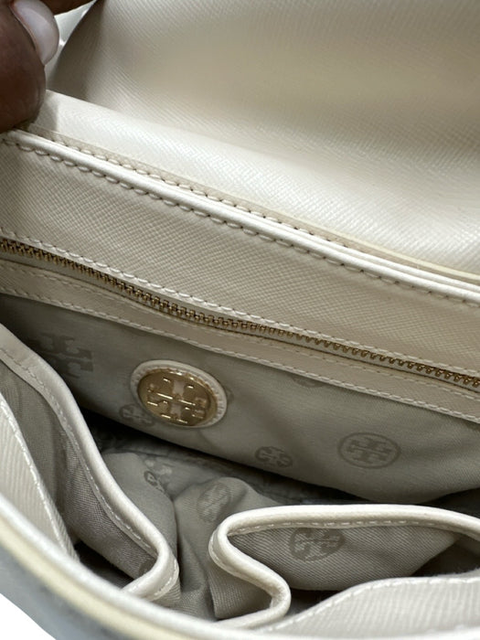 Tory Burch White & Beige Leather Laser Cut Gold Hardware Magnetic Flap Bag White & Beige / S