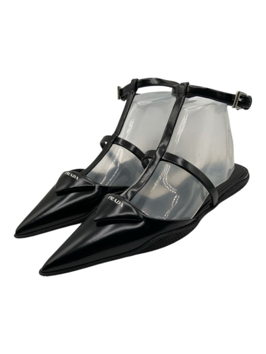 Prada Shoe Size 37.5 Black & White Leather Pointed Toe cage Ankle Strap Flats Black & White / 37.5