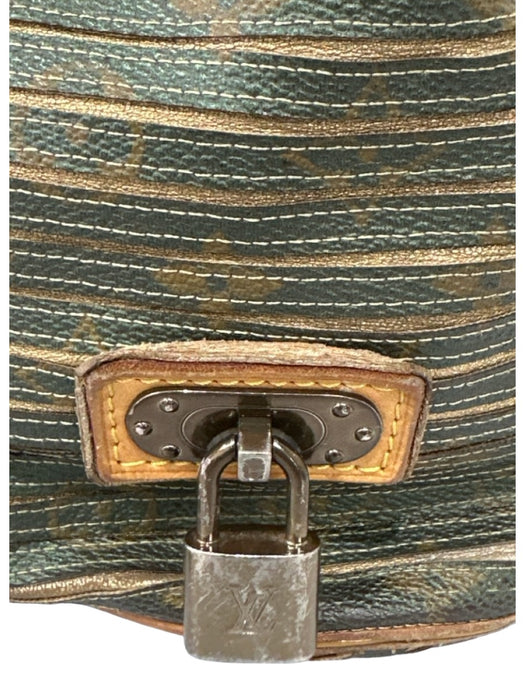 Louis Vuitton Green & Brown Leather Ribbed Brass Hardware Drawstring Satchel Bag Green & Brown / L