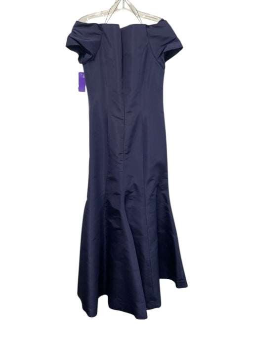 Lee Anderson Size 8 Navy Blue Cap Sleeve Sweetheart Neckline Wide Neck Gown Navy Blue / 8