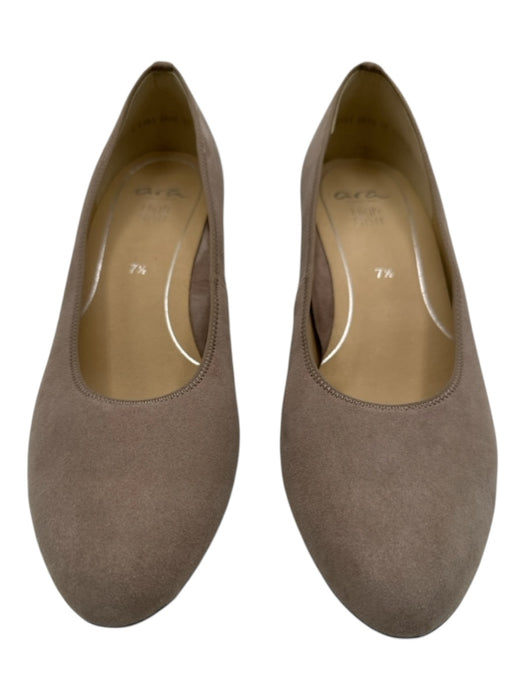 Ara Shoe Size 7.5 Taupe Beige Velour round toe Block Heel Supported Pumps Taupe Beige / 7.5