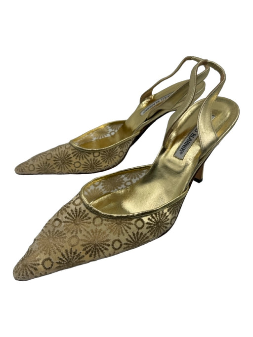 Manolo Blahnik Shoe Size 39 Gold Mesh Embroidered Slingback Pointed Toe Pumps Gold / 39