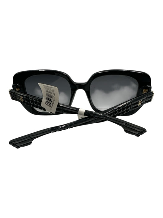 Burberry Black Acetate Tinted Lens Square Textured Oversize Sunglasses Black