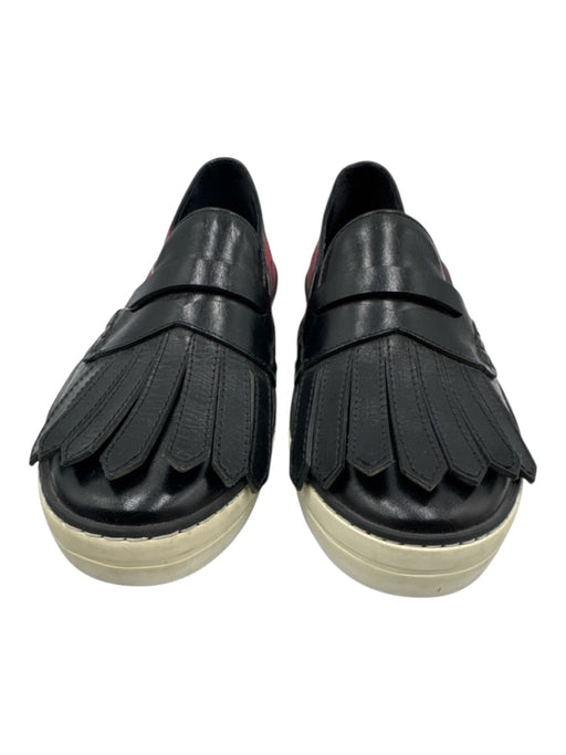 Burberry Shoe Size 40 Black & Red Leather Canvas Snake Print Fringe Flats Black & Red / 40