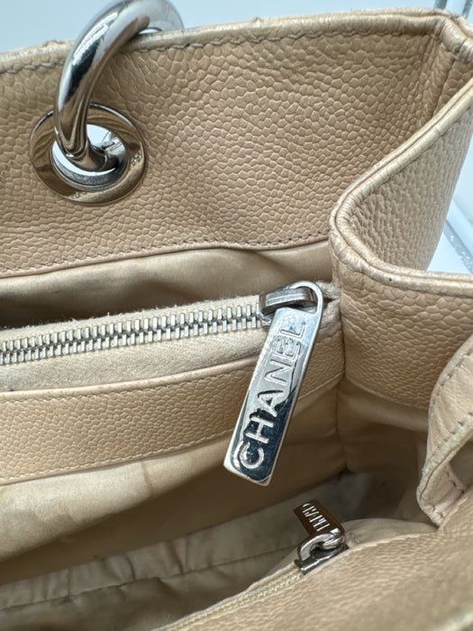 Chanel Beige Leather Quilted Logo Shoulder Bag Bag
