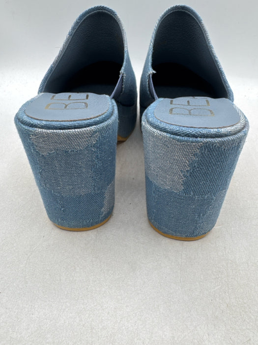 Beach by Matisse Shoe Size 6 Blue Multi Textile Abstract Print Round Toe Mules