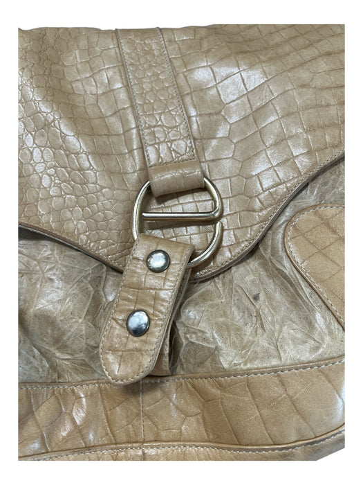 Pretta Beige Leather Croc Embossed Messenger Bag Gold Hardware Interior Zip Bag Beige / Medium