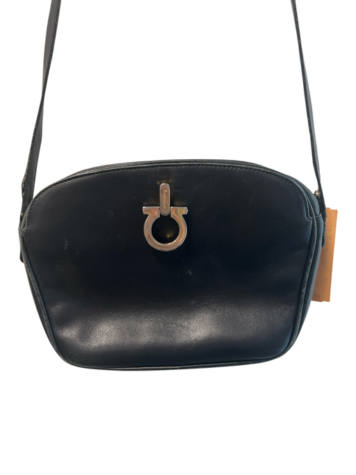 Salvatore Ferragamo Black Leather Crossbody Zipper Magnetic Close Adjustable Bag Black / S