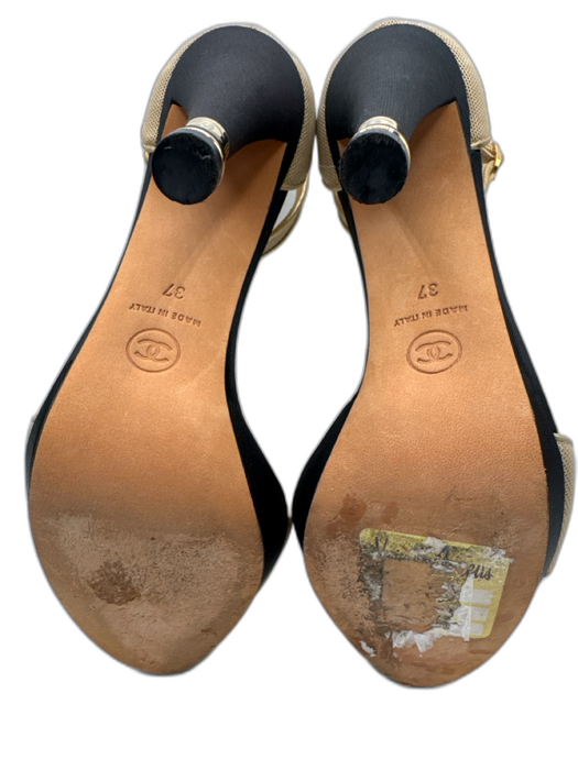 Chanel Shoe Size 37 Black & Gold textile upper gold metal accent Sandals Black & Gold / 37