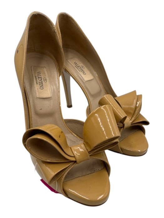 Valentino Garavani Shoe Size 36.5 Beige Leather Upper Patent Bow Detail Pumps Beige / 36.5