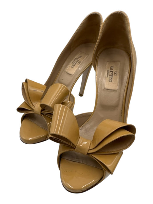 Valentino Garavani Shoe Size 36.5 Beige Leather Upper Patent Bow Detail Pumps Beige / 36.5