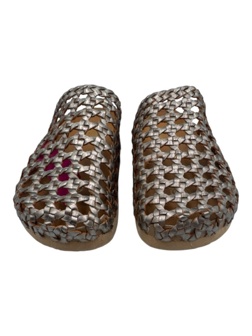 Macarena Shoe Size 7.5 Silver Leather Upper Round Toe Woven Slide Clog Flats Silver / 7.5
