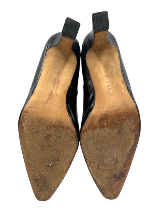 Manolo Blahnik Shoe Size 40 Black Patent Leather Pointed Toe Stacked Heel Pumps Black / 40
