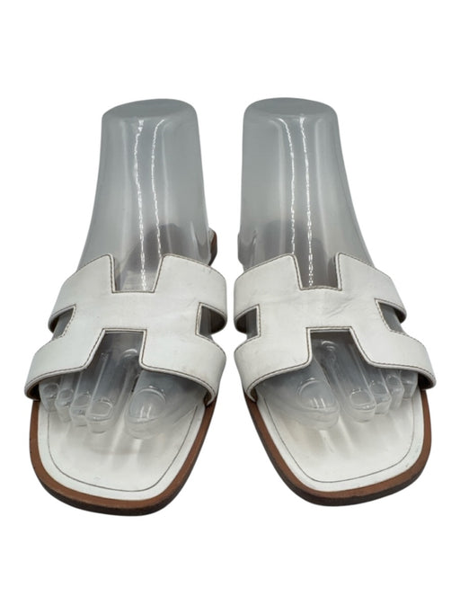 Hermes Shoe Size 38.5 White & Brown Leather Square Toe Slip On H Logo Sandals White & Brown / 38.5