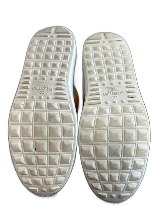 Valentino Garavani Shoe Size 7.5 White & Rose Gold Leather Almond Toe Shoes White & Rose Gold / 7.5