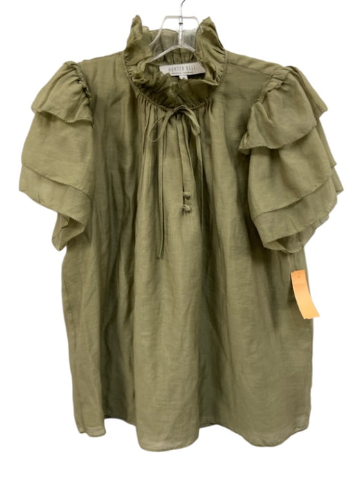 Hunter Bell Size M Sage green Tencel & Nylon Ruffle Cap Sleeve 1/4 Button Top Sage green / M