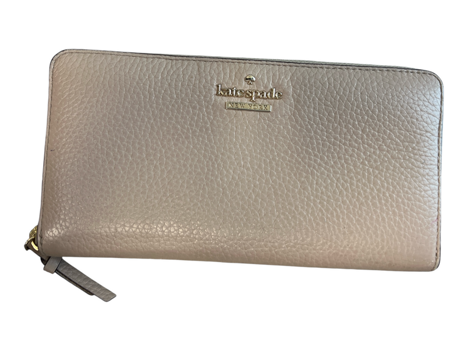 Kate Spade Taupe Pebbled Leather Gold hardware Zip Close Inside Pocket Wallets Taupe