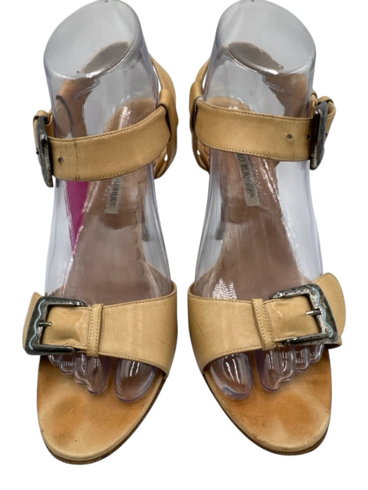 Manolo Blahnik Shoe Size 39.5 Beige Leather Buckle Sandals Beige / 39.5