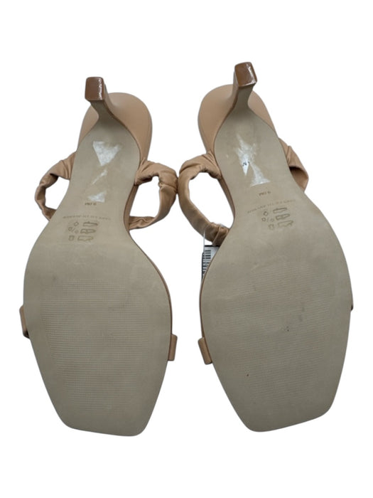 Saks Fifth Ave Shoe Size 9 Beige Leather Upper Toe Strap Scrunch Mule Sandals Beige / 9