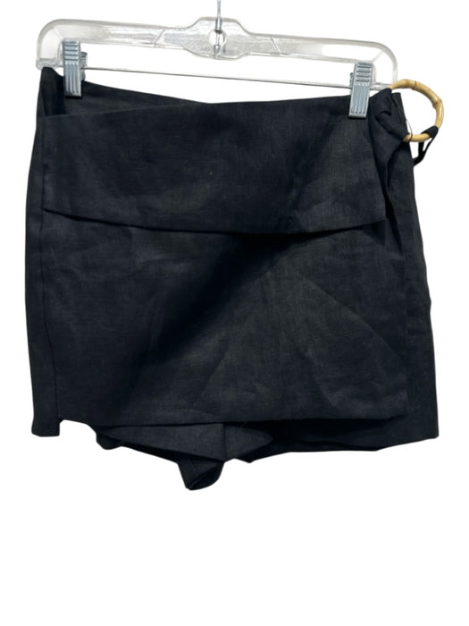 Lovers + Friends Size M Black Linen Wrap Circle Detail Mini Shorts Skort Black / M