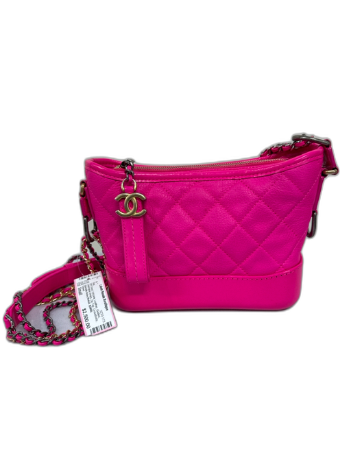 Chanel Hot pink Leather Quilted Detachable Straps Zip Top Crossbody Bag Hot pink / Small