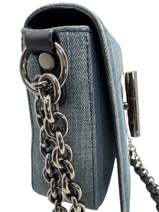 Tom Ford Medium Wash Cotton Denim Leather Detail Gunmetal Hardware Crossbody Bag Medium Wash / M