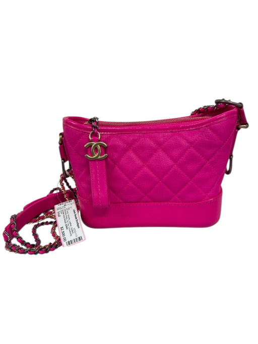 Chanel Hot pink Leather Quilted Detachable Straps Zip Top Crossbody Bag Hot pink / S