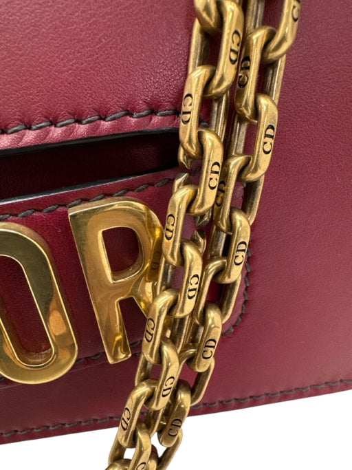 Christian Dior Burgundy Red Leather Gold hardware Logo Chain Strap Bag Burgundy Red / S
