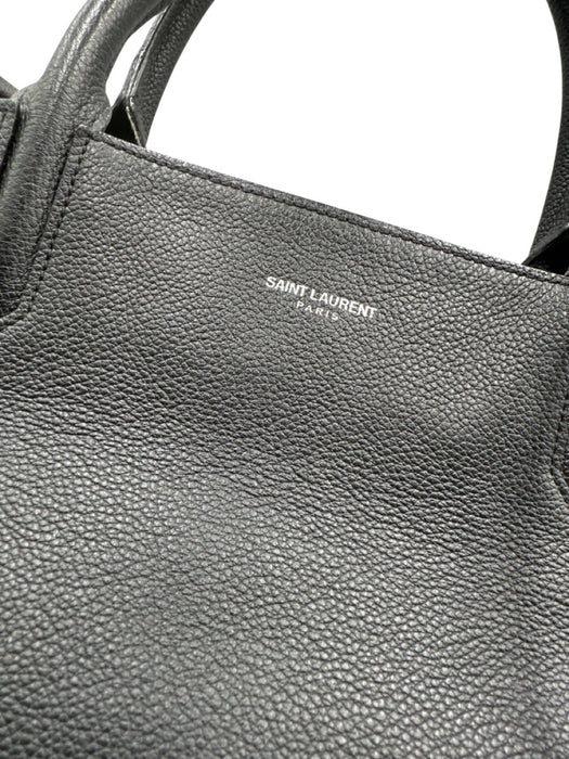 Saint Laurent Black Leather Silver Hardware Handle Feet Grain Leather Bag Black / M