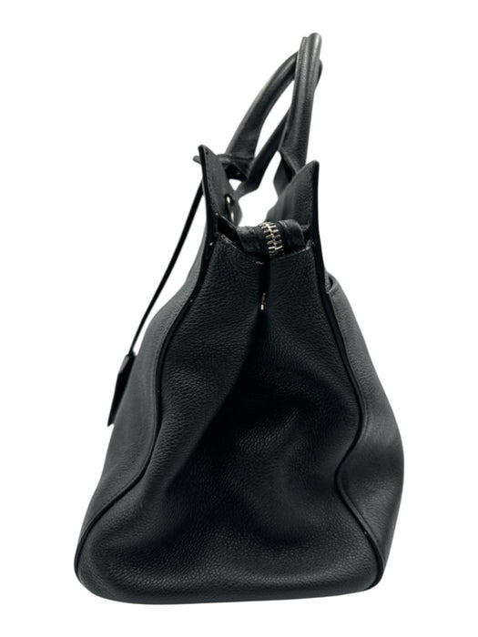 Saint Laurent Black Leather Silver Hardware Handle Feet Grain Leather Bag Black / M